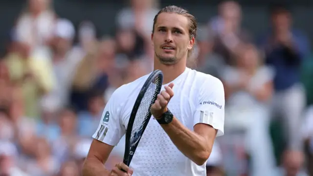 Alexander Zverev on court