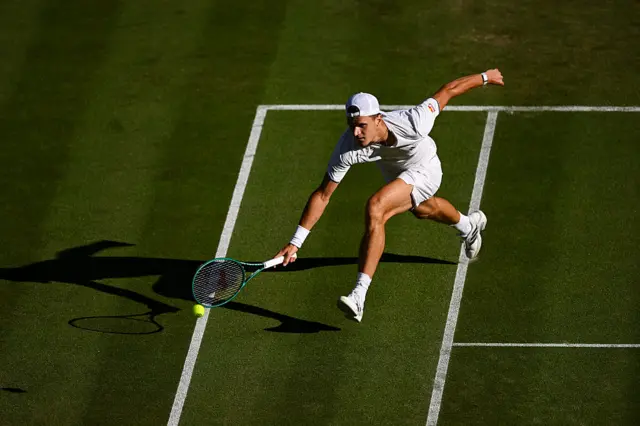Jakub Mensik in action