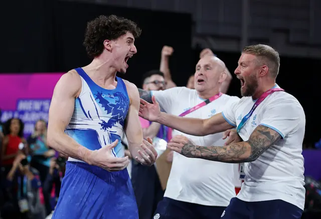 Reuben Ward celebrates winning gold