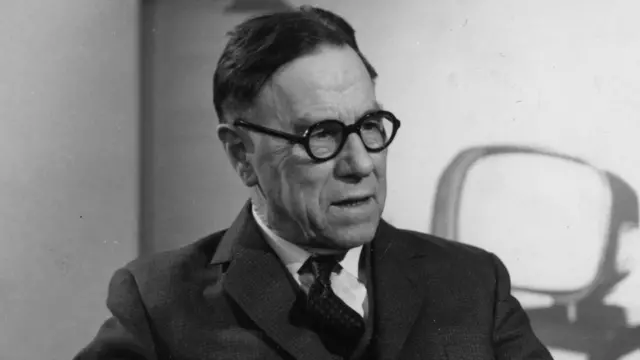 T H Parry Williams