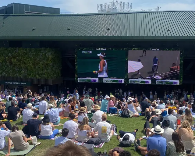 Picture from Henman Hill