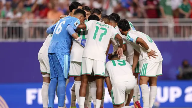 Algeria players huddle