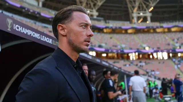 Matthias Jaissle coach of Al Ahli looks on during the AFC Champions League Elite Round of 16 match between Al Ahli and Al Duhail at King Abdullah Sports City on April 13, 2026 in Jeddah, Saudi Arabia.