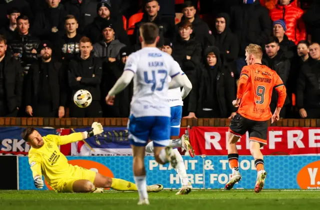 Zac Sapsford makes it 1-0 to United at Tannadice