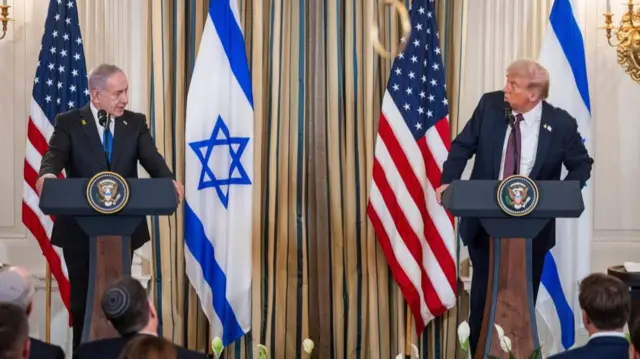 US President Donald Trump (R) and Israeli Prime Minister Benjamin Netanyahu (L) speak at a press conference in the State Dining Room of the White House in Washington, DC, USA, 29 September 2025