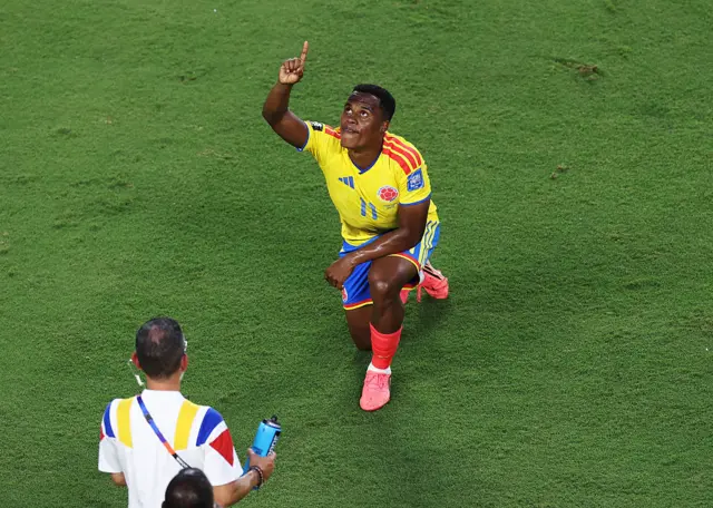 Jhon Arias celebrates goal