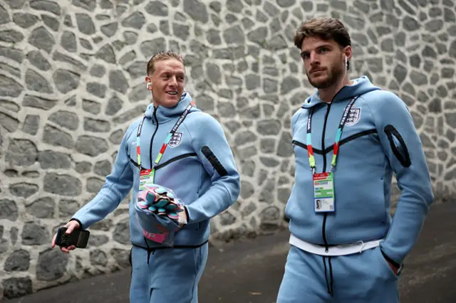 Jordan Pickford #1 and Declan Rice #4 of England arrive