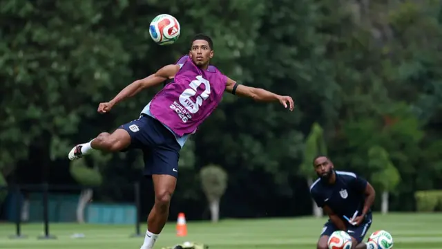 Jude Bellingham #10 of England controls the ball during an England Training Session during an England World Cup 2026 Camp on July 04, 2026 in Mexico City, Mexico