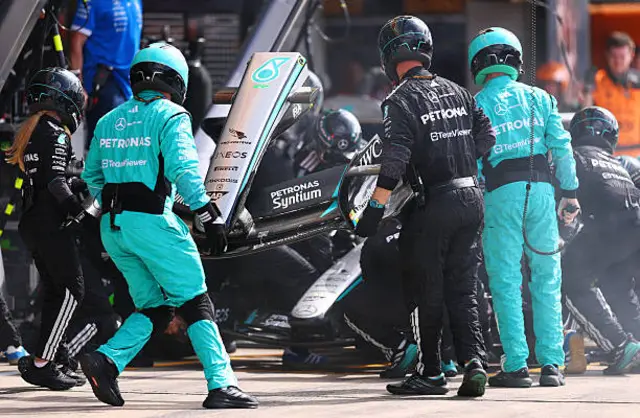 Antonelli in pit