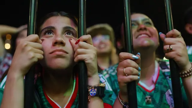 Mexican fans looking glum