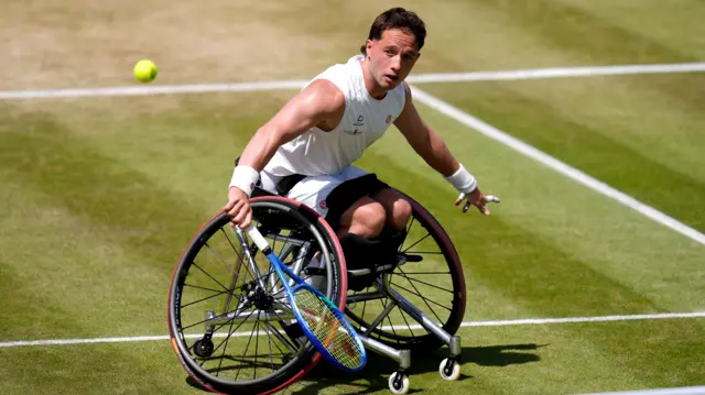 Alfie Hewett in action