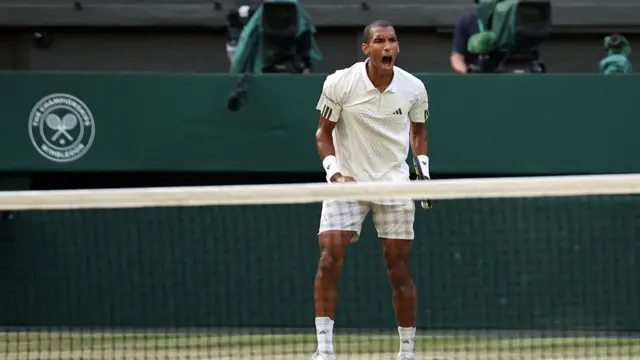 Felix Auger-Aliassime reacts