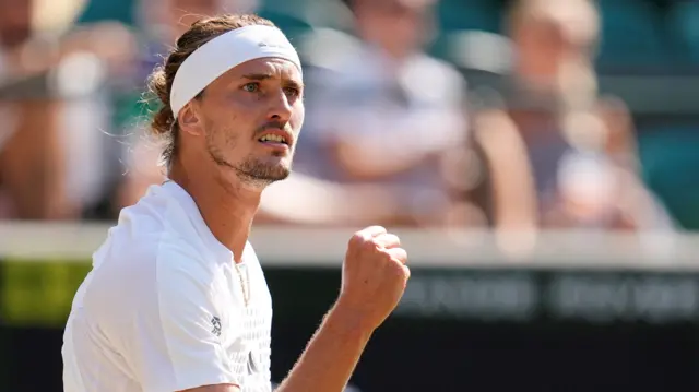 Alexander Zverev celebrates