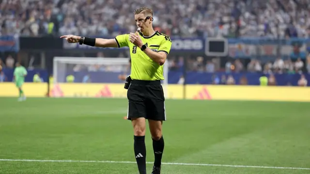 Referee Francois Letexier during the FIFA World Cup 2026 Round of 16 match between Argentina and Egypt at Atlanta Stadium on July 07, 2026 in Atlanta, Georgia.