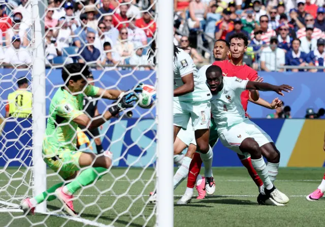 Bono saves from Upamecano