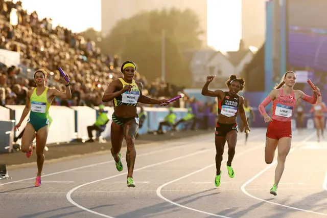 Jamaica win relay gold