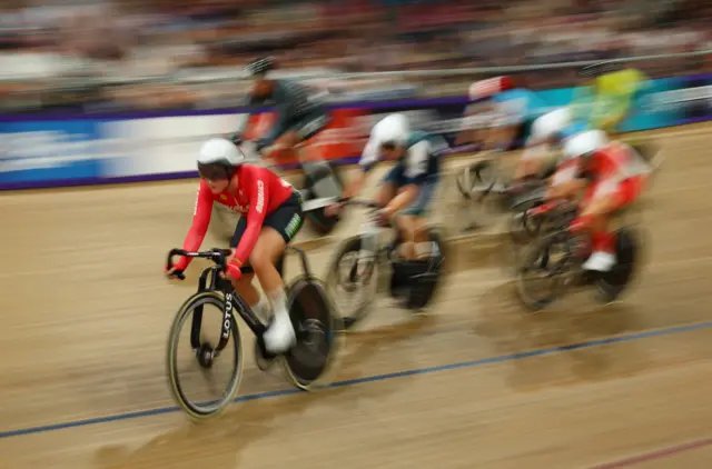 Anna Morris leads the pack in the points race