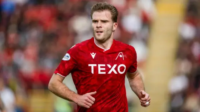 Aberdeen right-back Chris Cadden