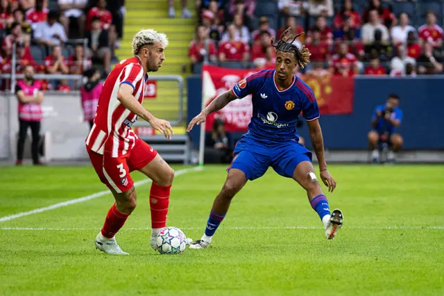 Matteo Ruggeri of Atletico de Madrid and Leny Yoro of Manchester United