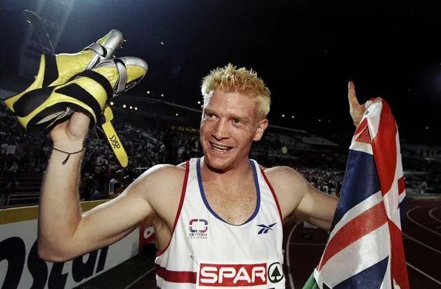Iwan Thomas celebrates winning gold in 1998