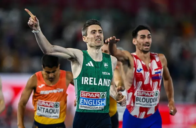 Mark English of Ireland celebrates