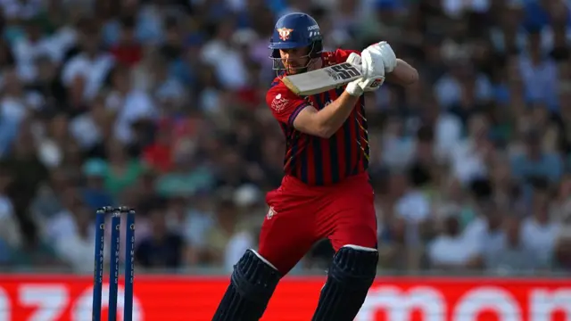 Heinrich Klaasen bats