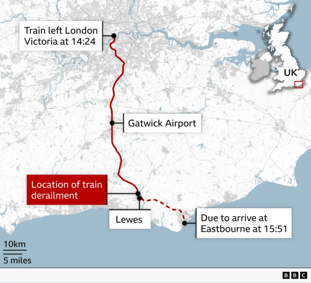 A map showing the train line and where the derailment happened.