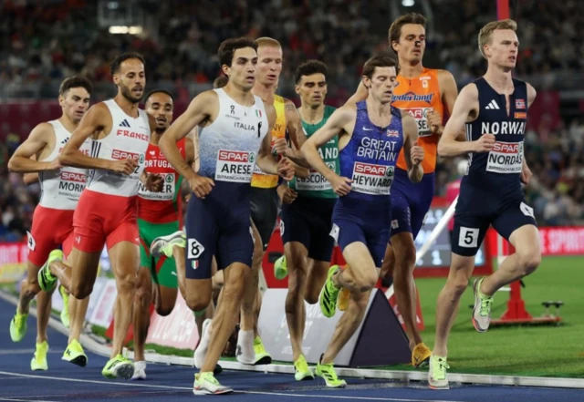 Norway's Narve Gilje Nordas, Great Britain's Jake Heyward and Italy's Pietro Arese in action