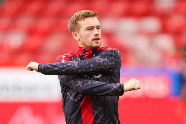 Aberdeen's Connor Ronan warming up at Pittodrie