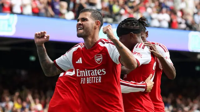 Arsenal celebrating