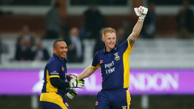 Ben Stokes (R) celebrates Durham's 2014 One-Day Cup win with Gareth Breese