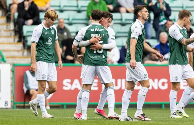 Hibs lead thanks to an Owen Elding goal