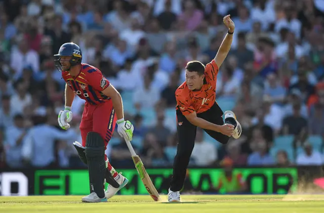Manchester Super Giatnts v Sunrisers Leeds