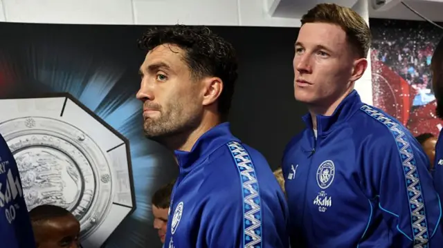 Mateo Kovacic and Elliot Anderson before the Community Shield