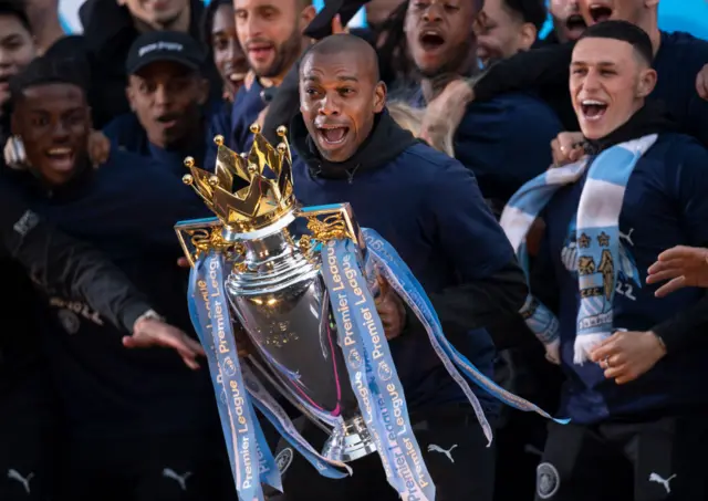 Fernandinho lifts the Champions League trophy