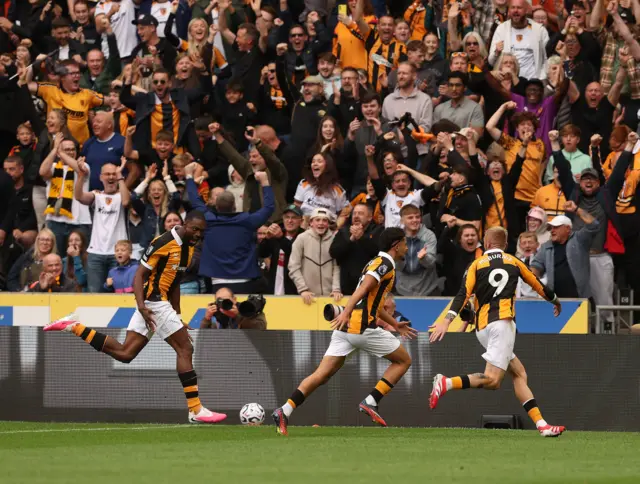 Hull celebrate