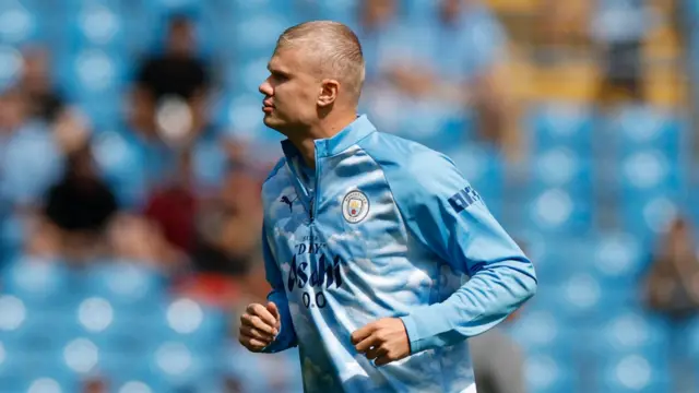 Manchester City's Erling Haaland during the warm up before the match