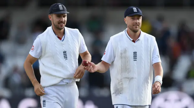 Josh Tongue and Ollie Robinson in England whites