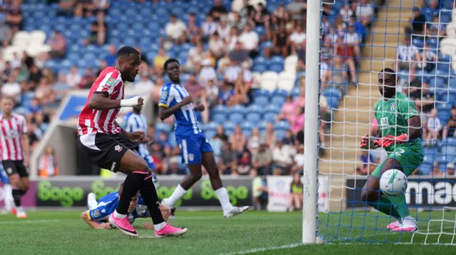 Kyle Larin scores for Southampton