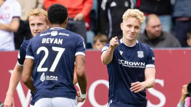 Dundee's Joe Westley celebrates
