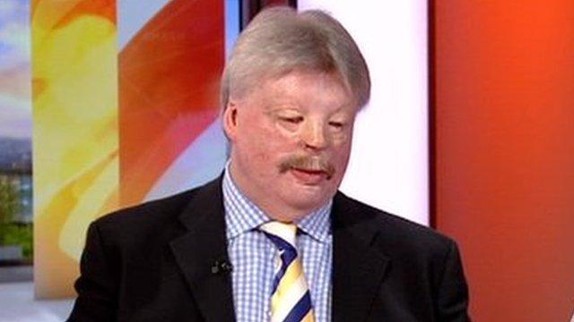 Simon Weston