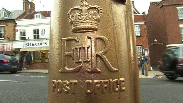 Gold post box in Lymington