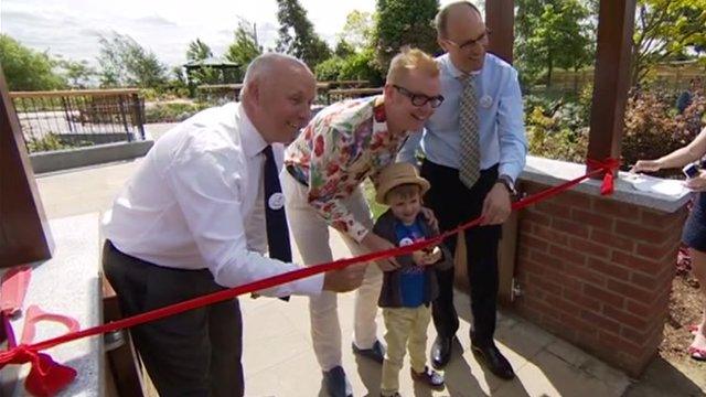 Chris Evans opens hospice garden in Kent