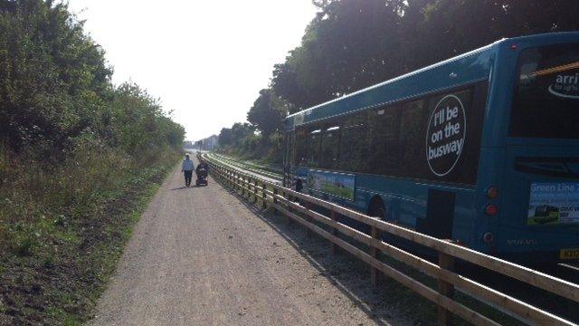 Luton and Dunstable guided bus