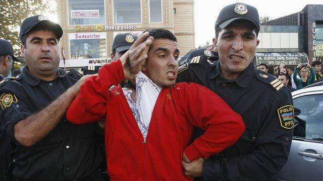 Opposition activist arrested in Baku, 12 Oct 13