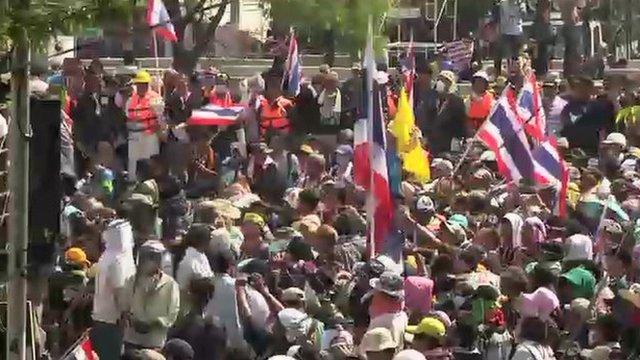 Protesters at the police HQ