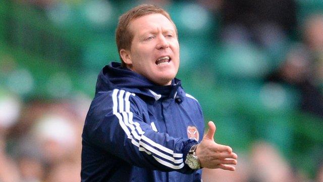 Hearts manager Gary Locke