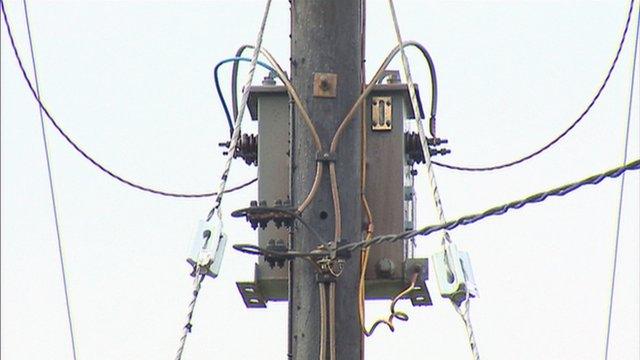 Electricity pylon