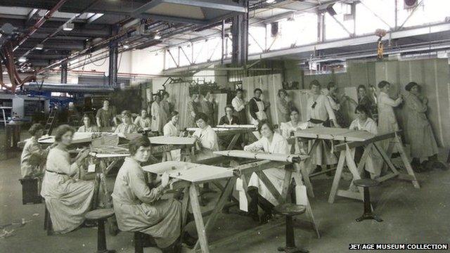 Workers at HH Martyn, Gloucester, during World War One and the factory as it is now