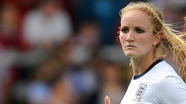 England centre-half Sophie Bradley